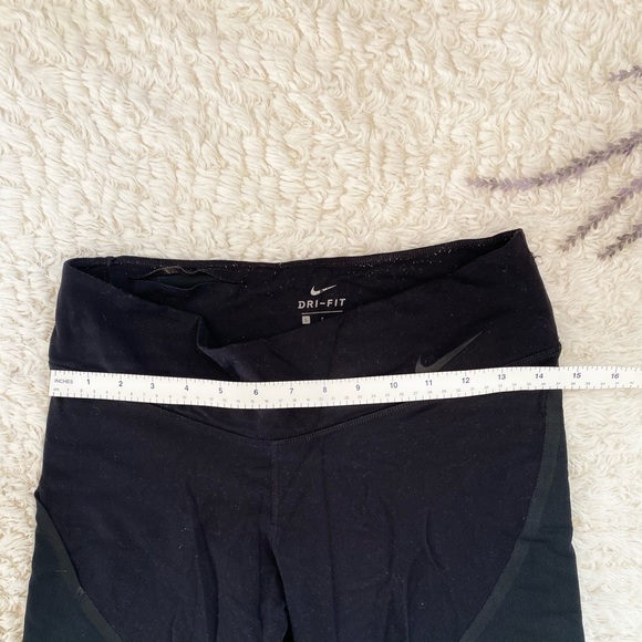 Nike Dri fit black sheer cropped 3/4 length leggings - Picture 5 of 6